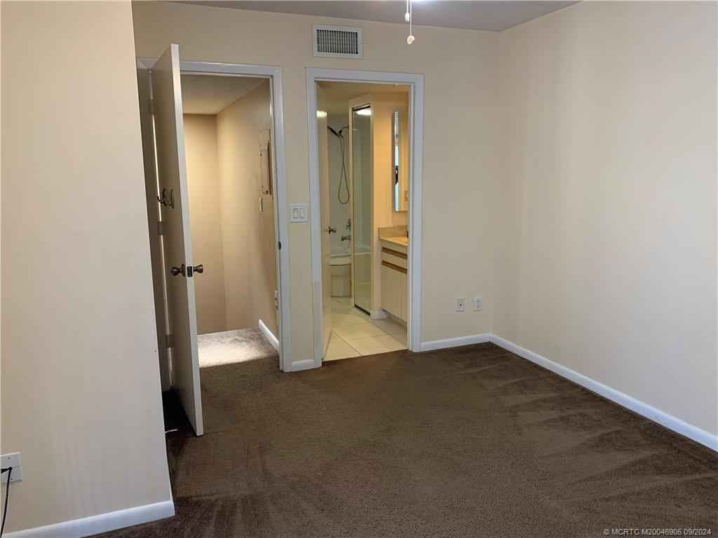 6490 SE Windsong Lane