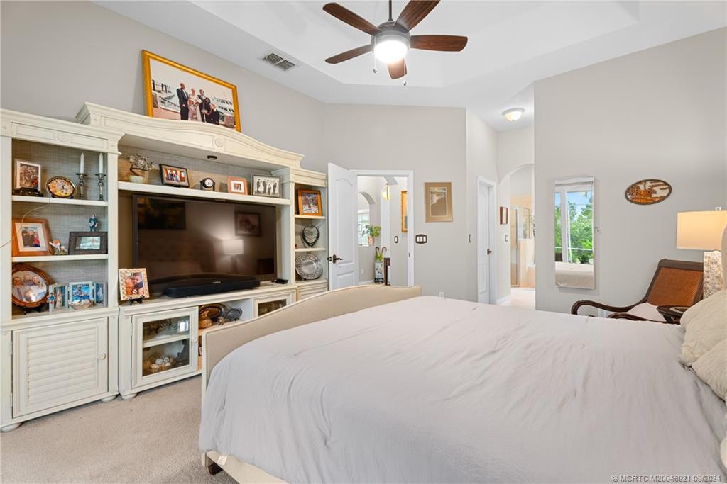 453 NW Sunflower Place