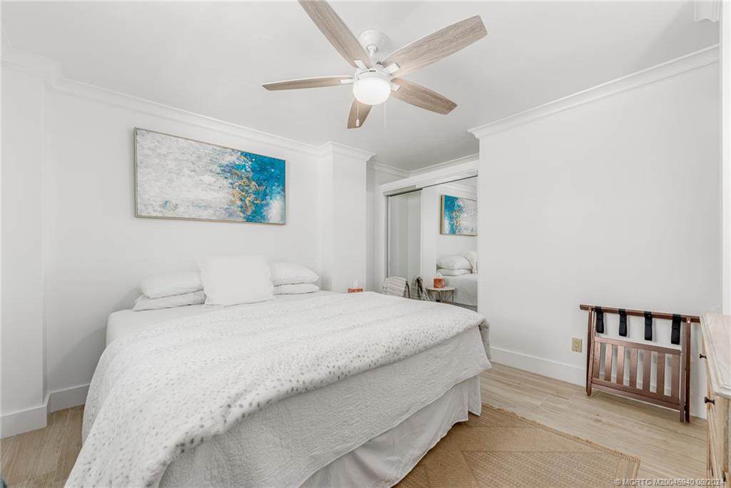 1270 SE Macarthur Blvd