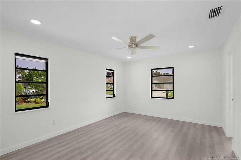 5635 SE Miles Grant Road