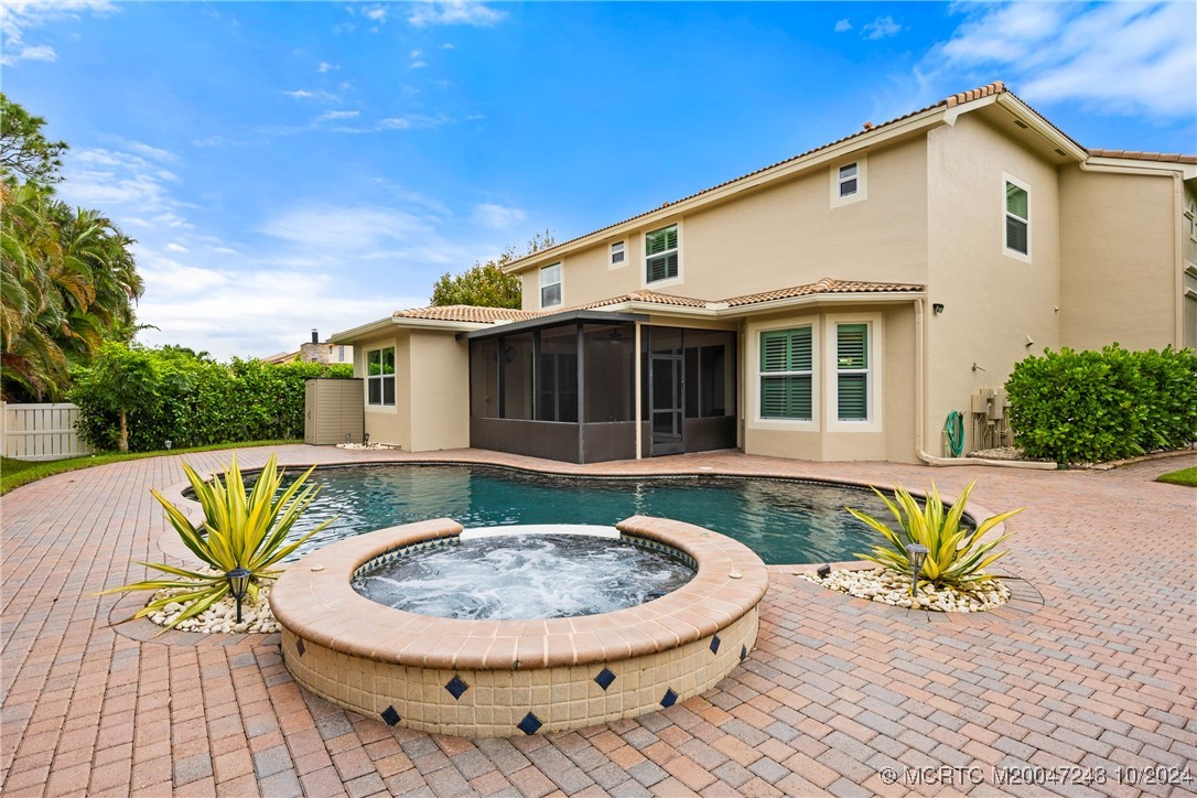 2896 SW Newberry Ct