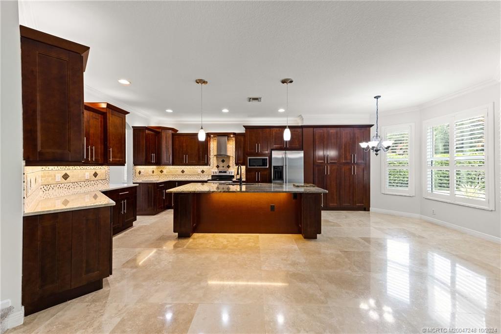 2896 SW Newberry Ct