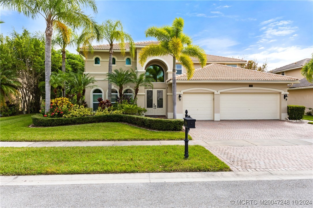 2896 SW Newberry Ct