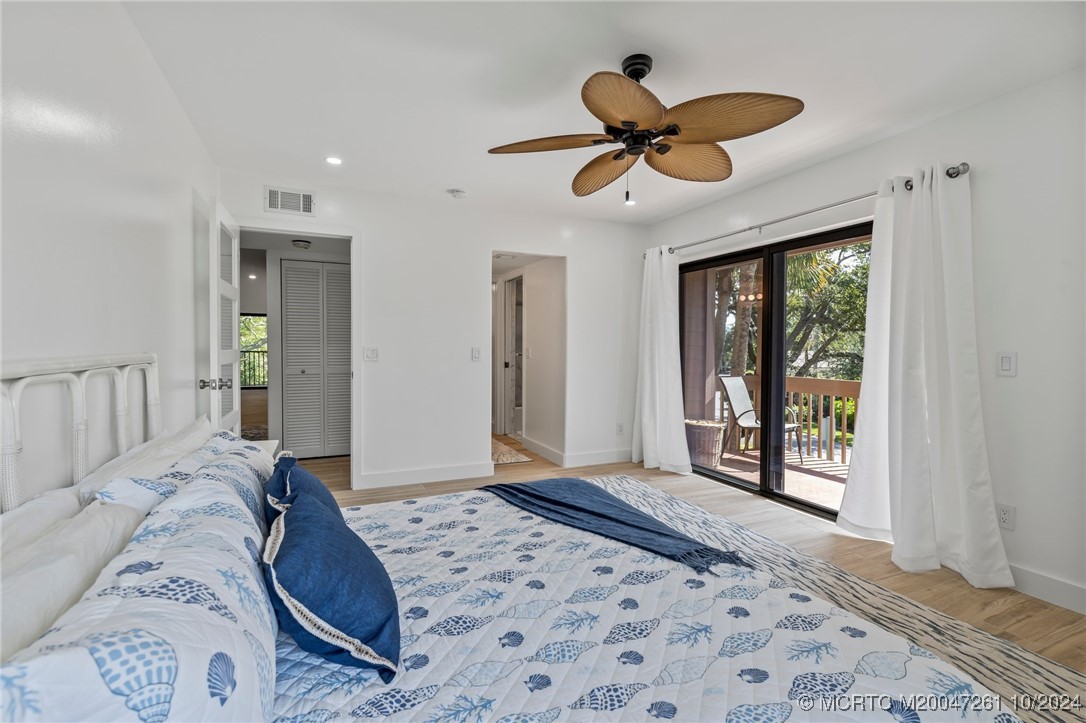 223 NE Edgewater Drive 223