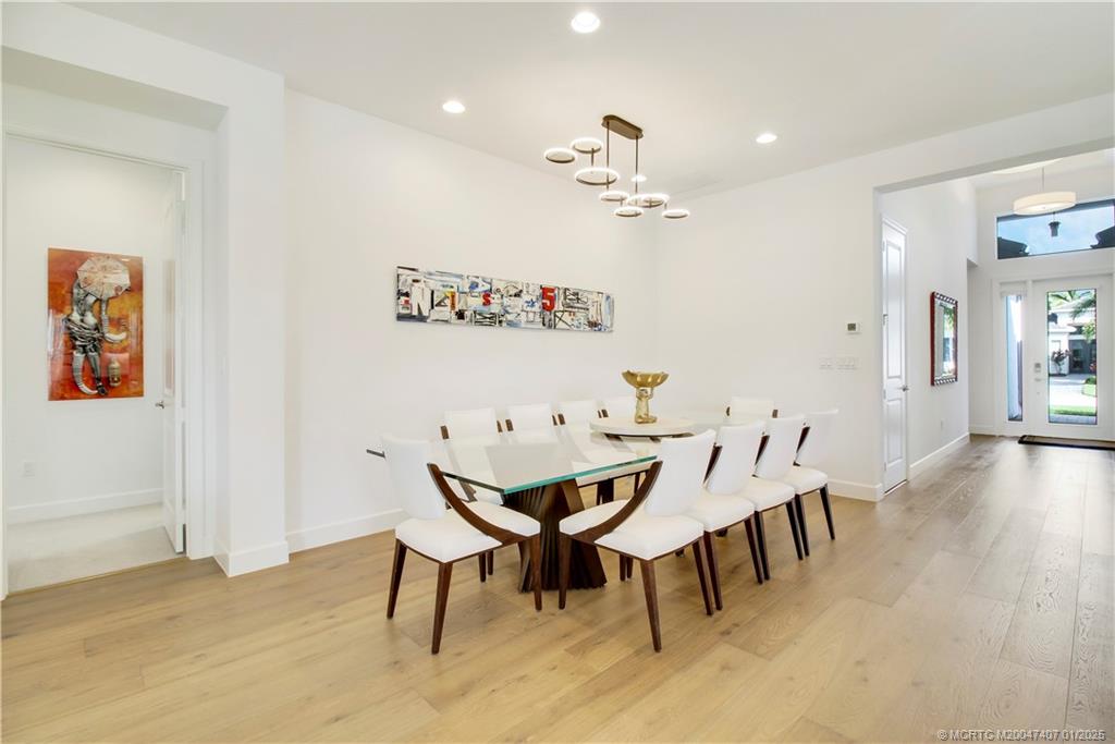 9500 Portugese Pine Grove