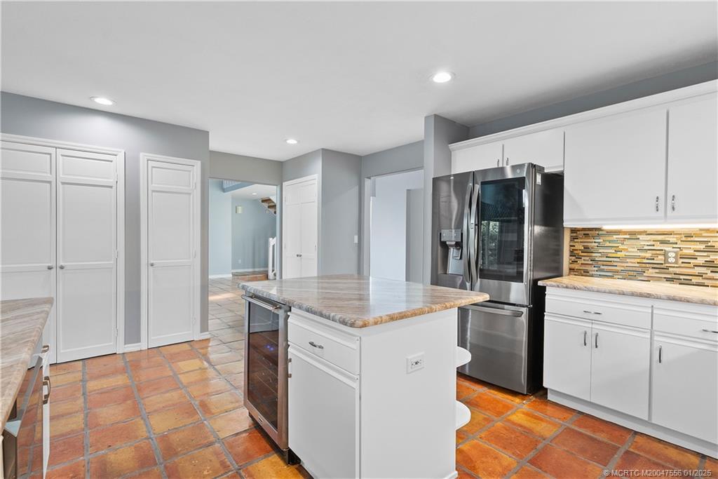 6323 SE Farmington Place