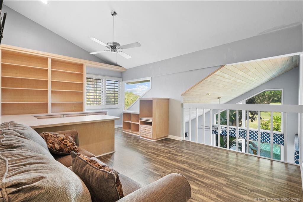 6323 SE Farmington Place