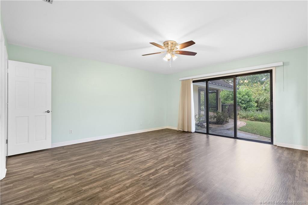 6323 SE Farmington Place