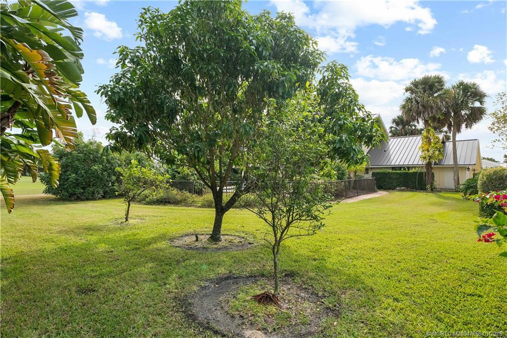 6323 SE Farmington Place