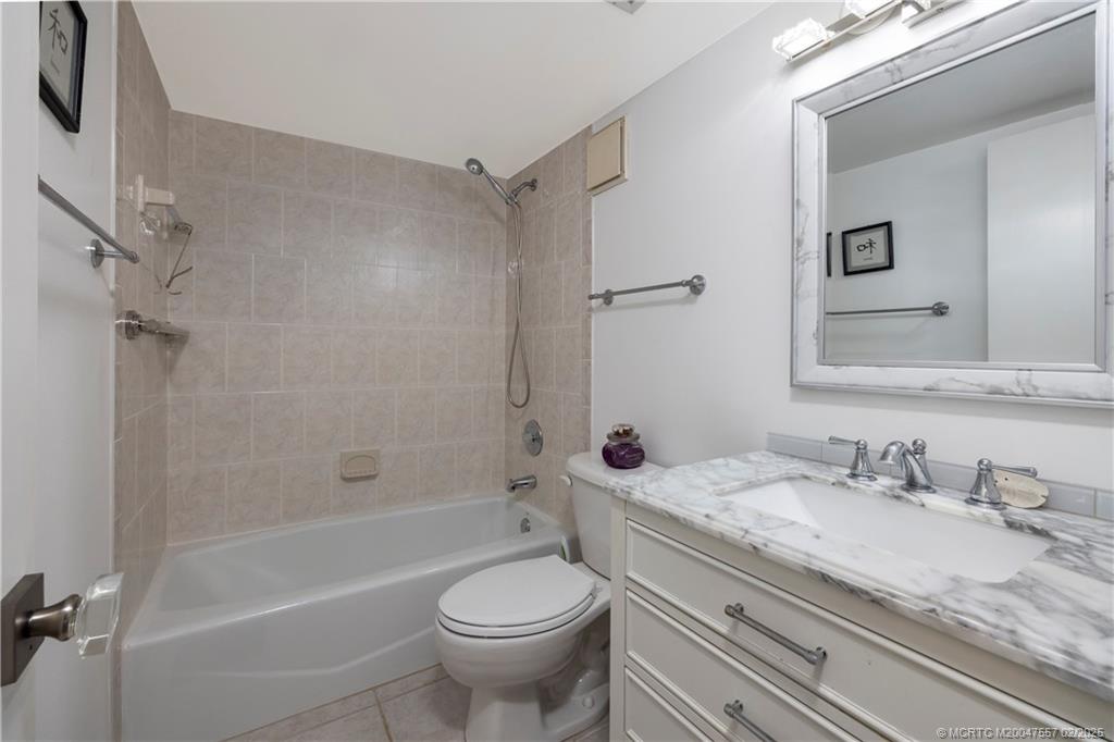 5313 SE Miles Grant Road K107