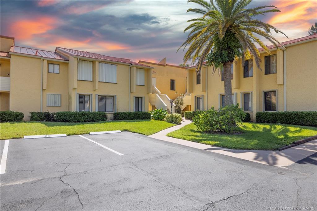 5313 SE Miles Grant Road K107