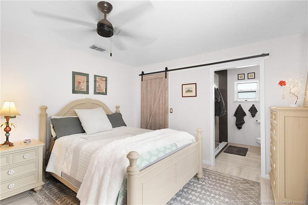 2032 SE South Buttonwood Drive