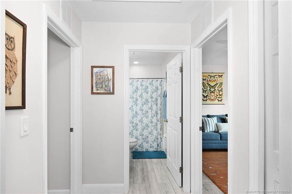 2032 SE South Buttonwood Drive