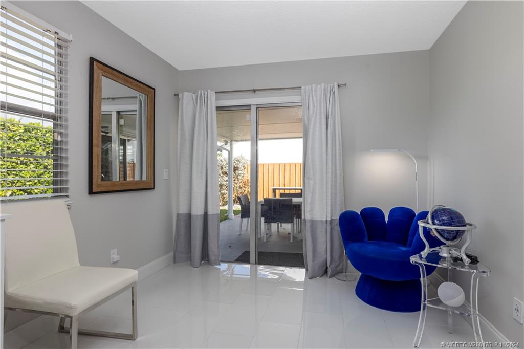 211 Wandering Trail