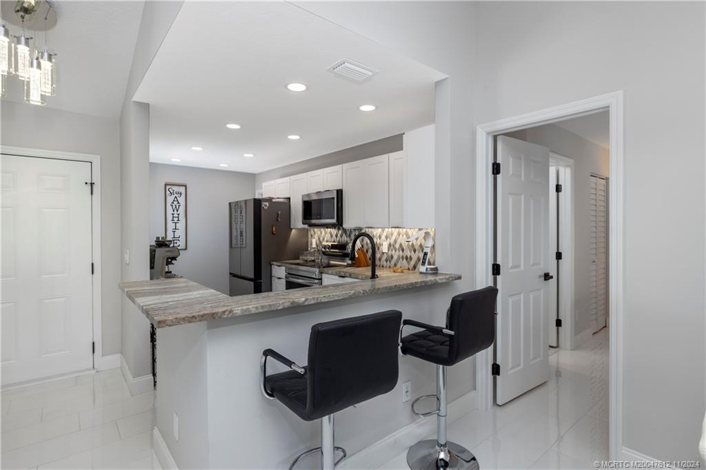 211 Wandering Trail