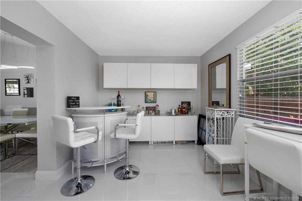 211 Wandering Trail