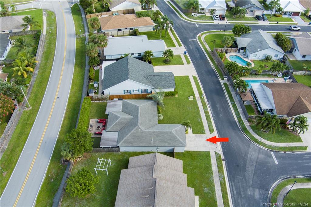 211 Wandering Trail