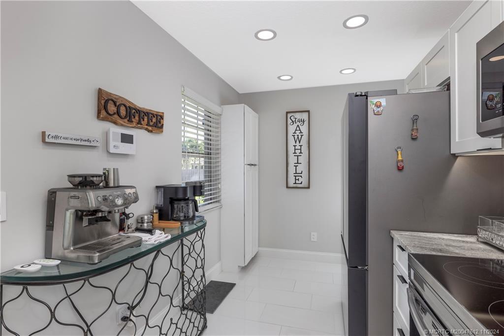 211 Wandering Trail