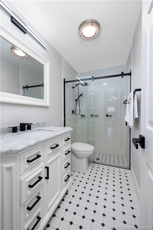 211 Wandering Trail