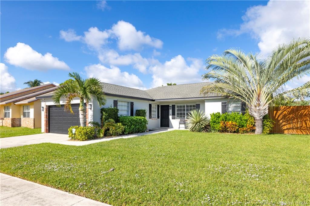 211 Wandering Trail