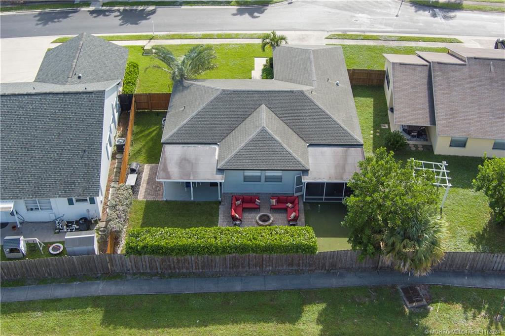211 Wandering Trail