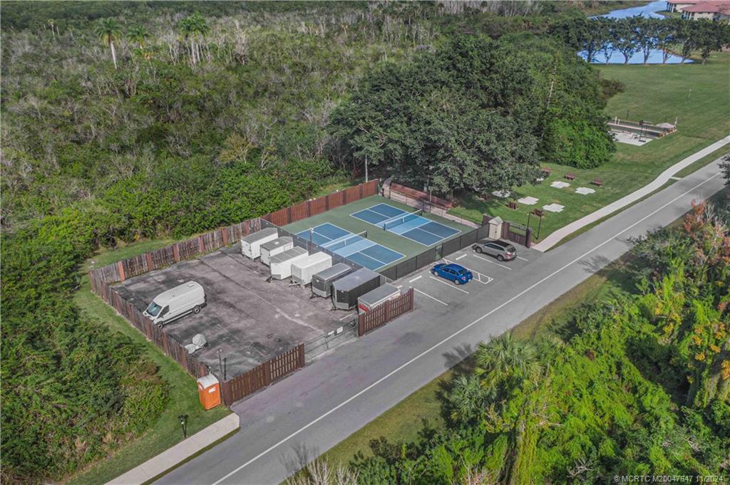 511 SW South River Drive 104