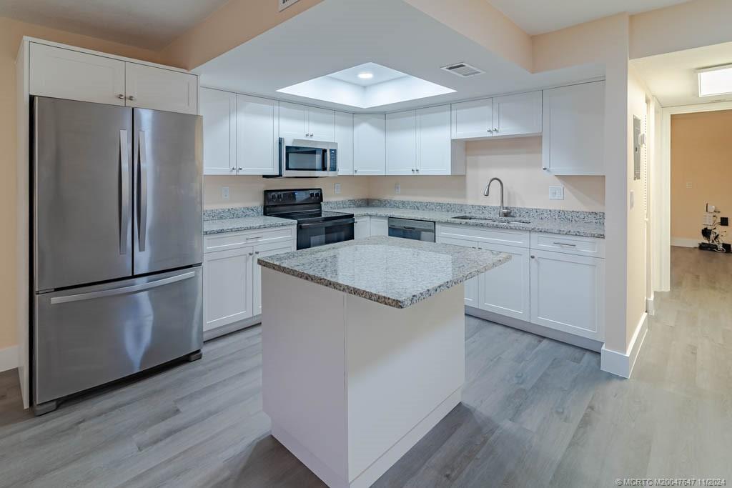 511 SW South River Drive 104