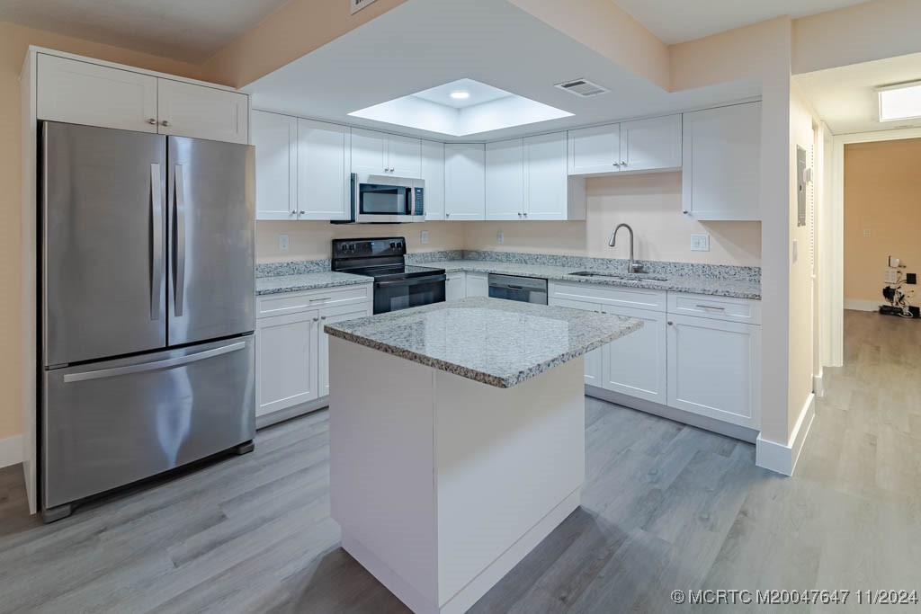 511 SW South River Drive 104