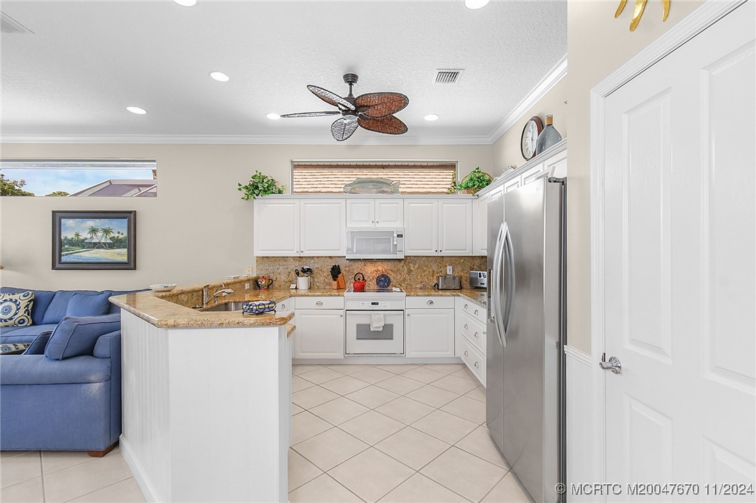 4082 SE Henley Lane