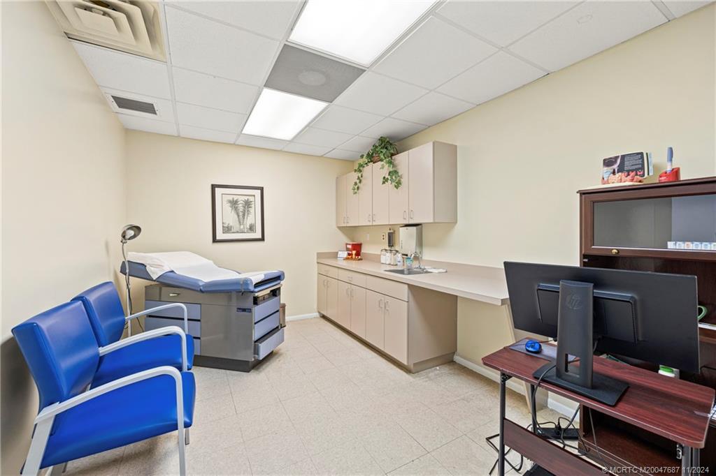 900 SE Ocean Blvd 150