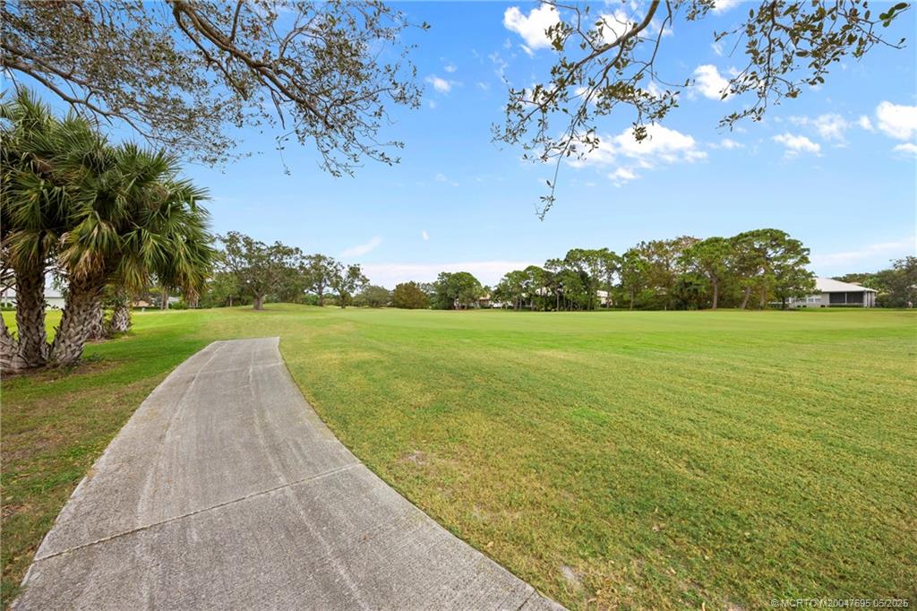 1595 SW Monarch Club Drive