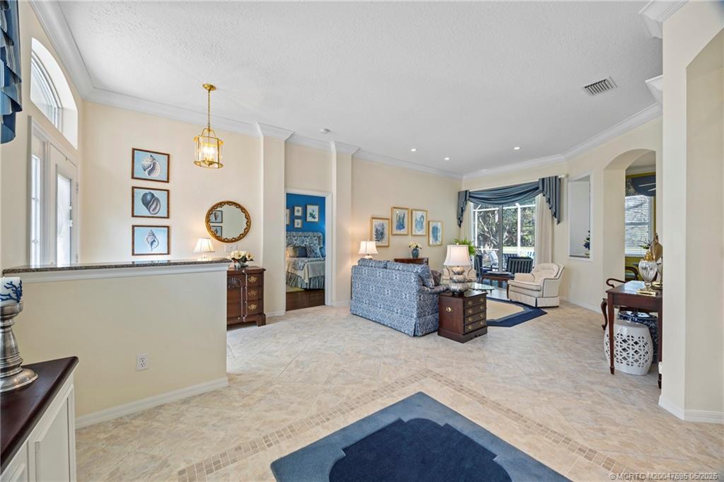 1595 SW Monarch Club Drive