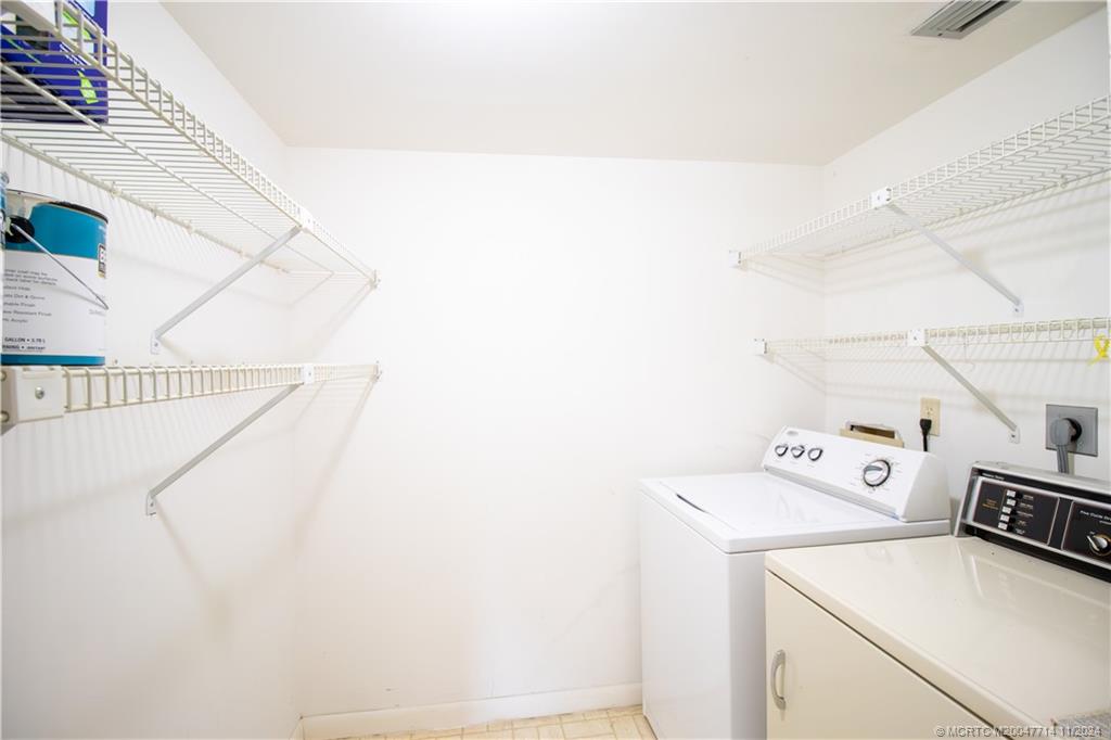 2733 SW Matheson Avenue B2