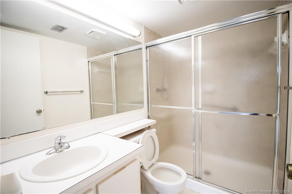 2733 SW Matheson Avenue B2