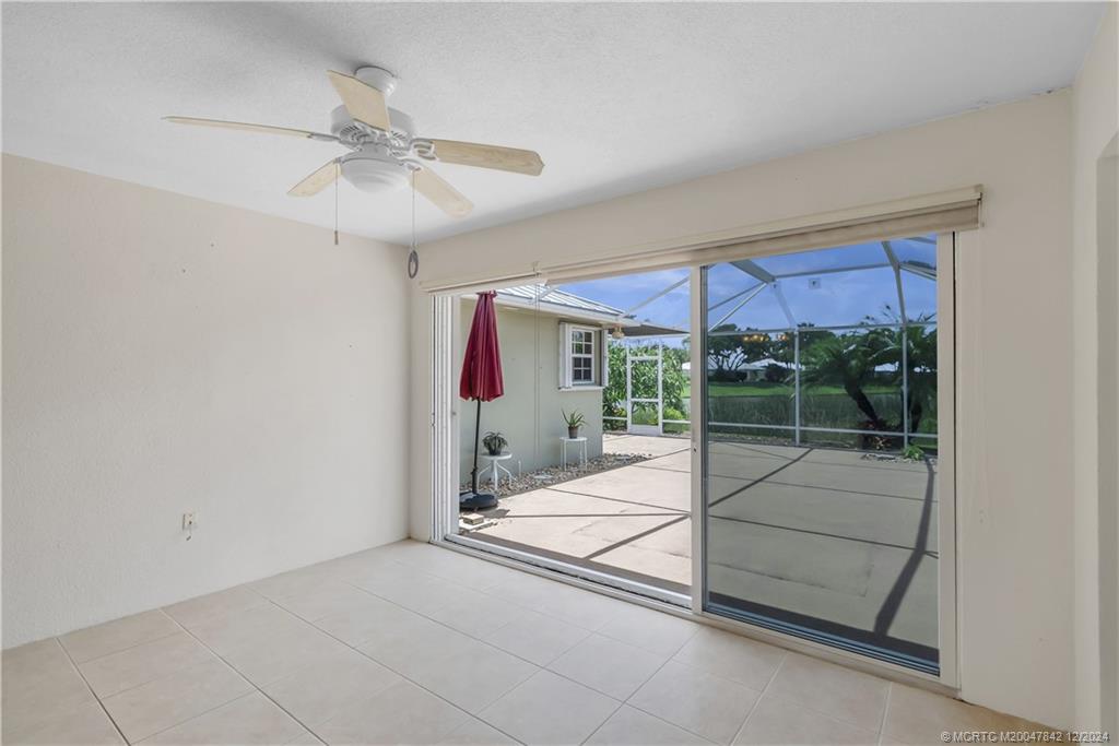 1688 SW Springfield Ct