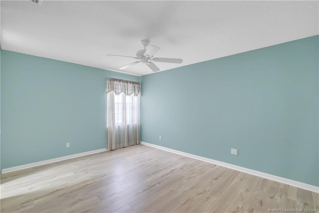 1688 SW Springfield Ct