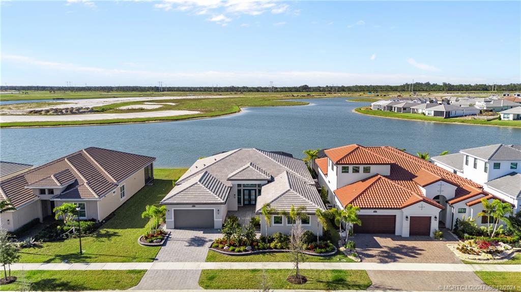 8608 SW Felicita Way