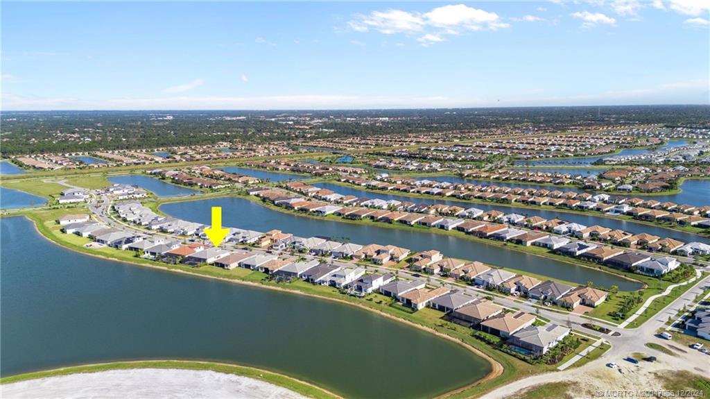 8608 SW Felicita Way