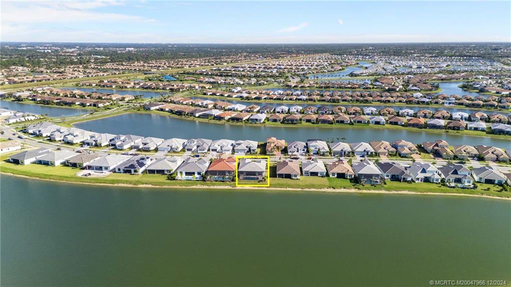 8608 SW Felicita Way