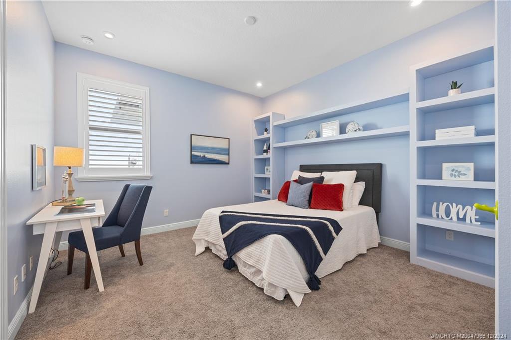 8608 SW Felicita Way