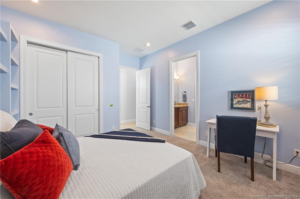 8608 SW Felicita Way