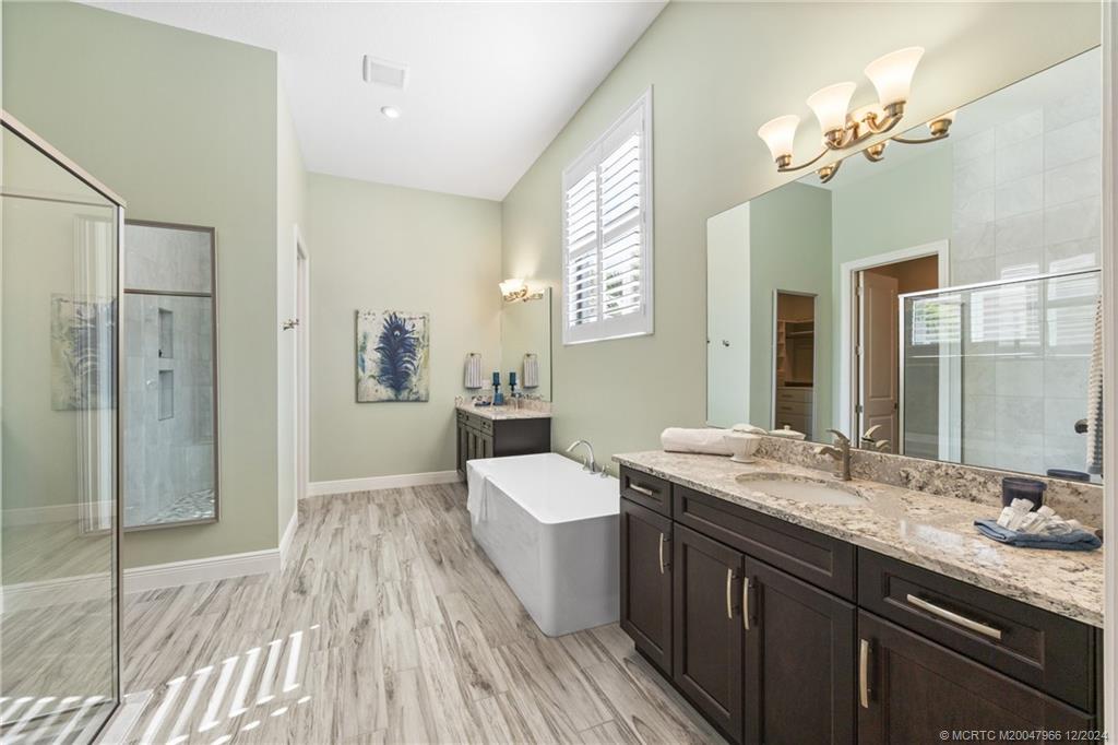 8608 SW Felicita Way