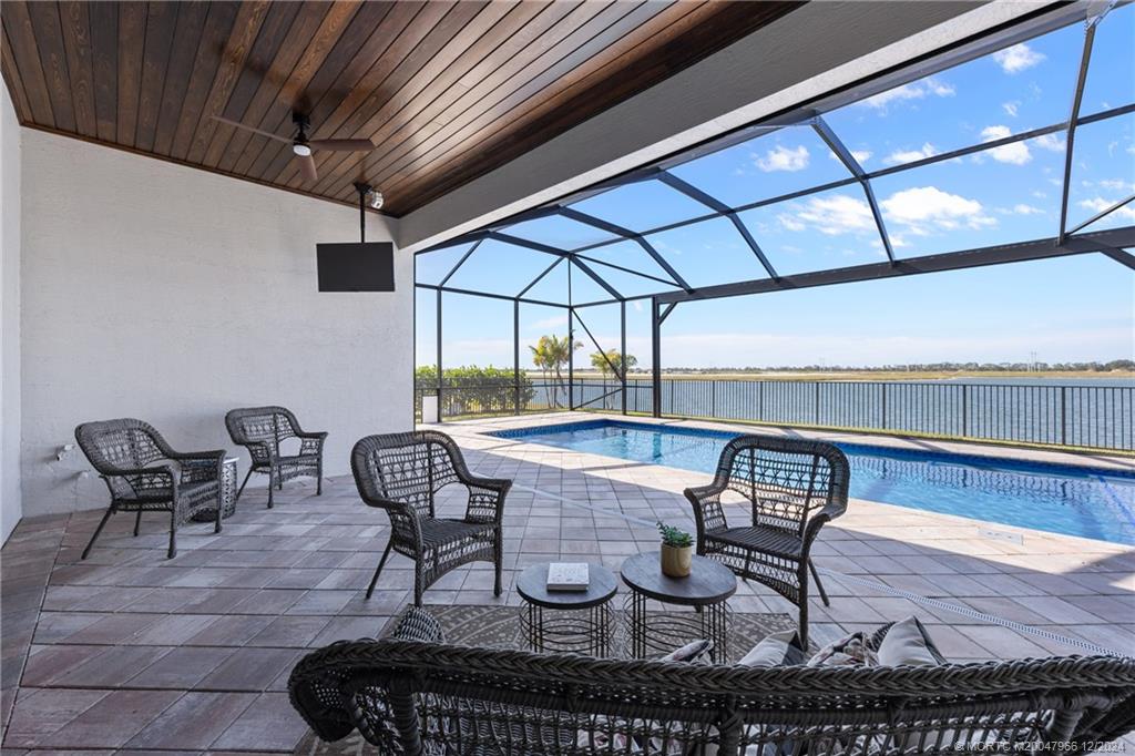 8608 SW Felicita Way