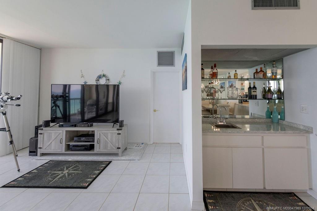 9900 S Ocean Drive 1603