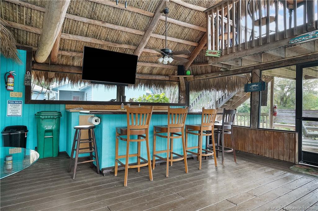 1815 SE Hideaway Circle