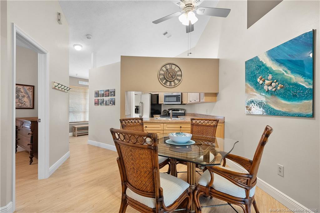 1815 SE Hideaway Circle