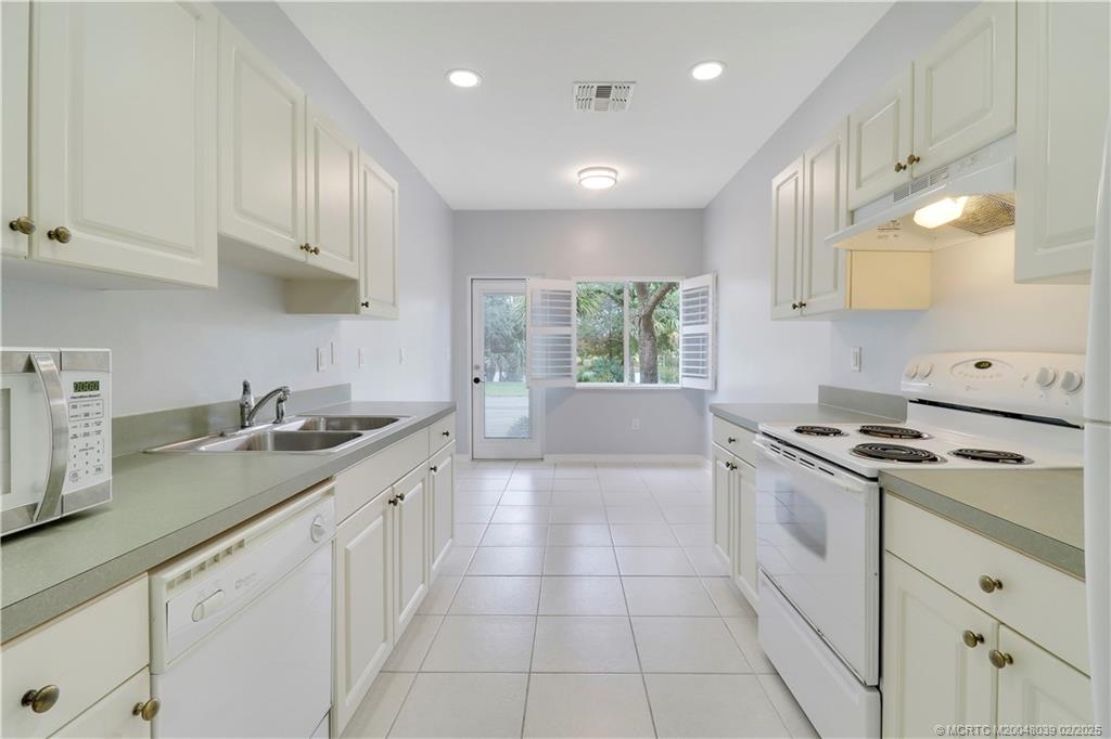 2181 SE Fern Park Drive