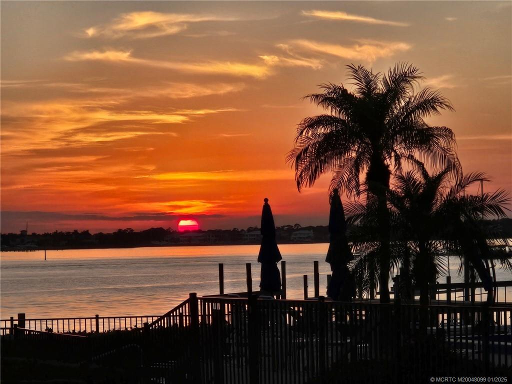 625 NW North River Drive 105