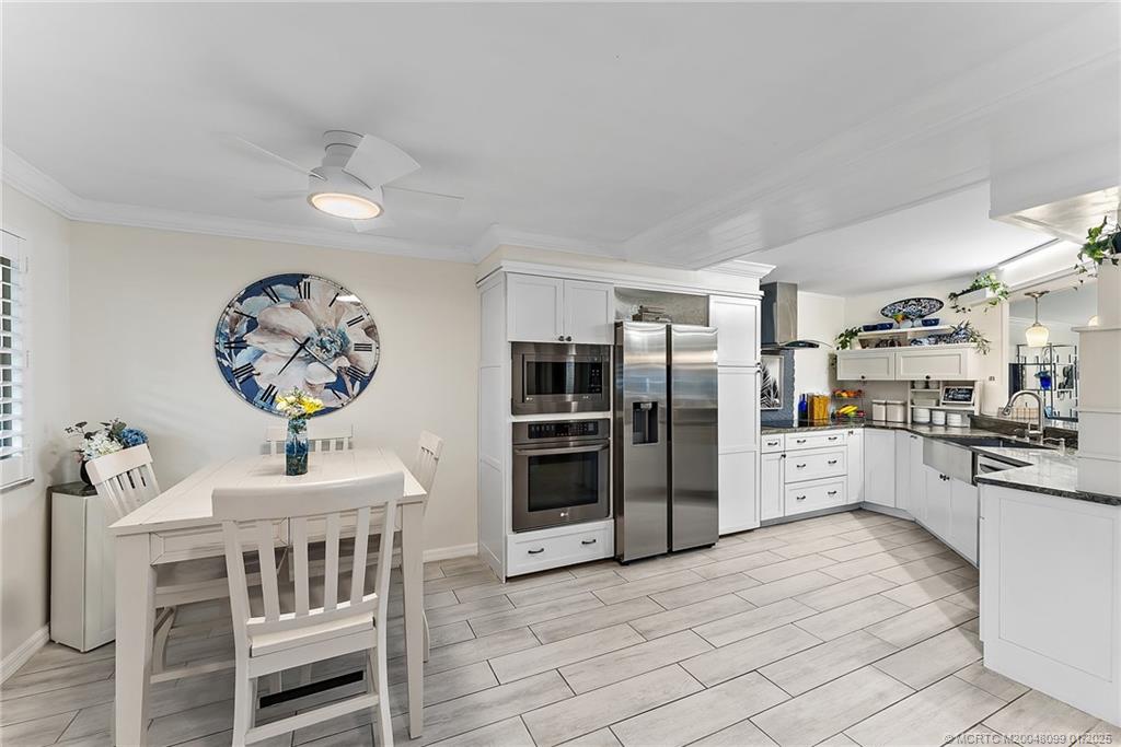 625 NW North River Drive 105