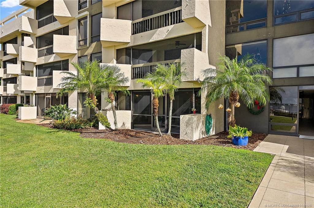 625 NW North River Drive 105